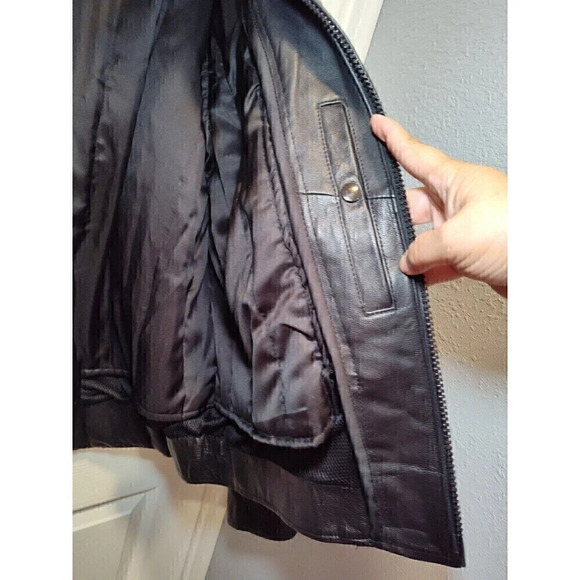 MOB Classic Series Black Leather Motorcycle Jacket Size 48 with removable lining - Picture 12 of 16